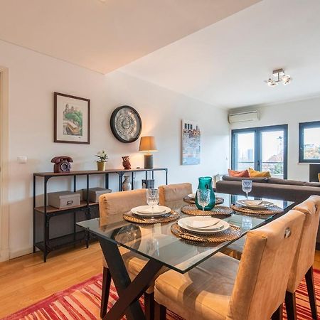 Fancy Apartment W/Metro At Doorstep By Lovelystay Лиссабон Экстерьер фото