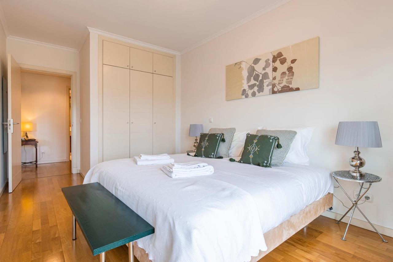 Fancy Apartment W/Metro At Doorstep By Lovelystay Лиссабон Экстерьер фото