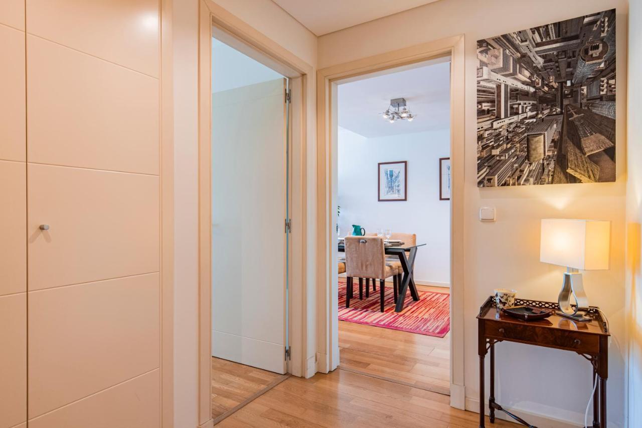 Fancy Apartment W/Metro At Doorstep By Lovelystay Лиссабон Экстерьер фото