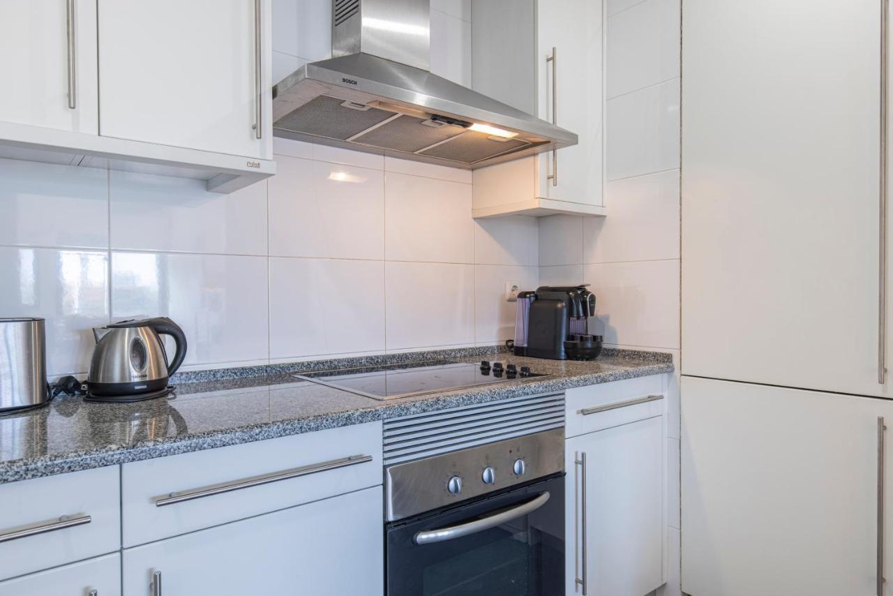 Fancy Apartment W/Metro At Doorstep By Lovelystay Лиссабон Экстерьер фото